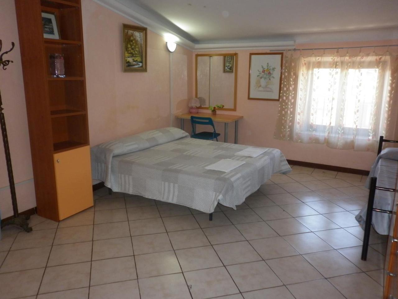 Roma Inn 2000 エクステリア 写真